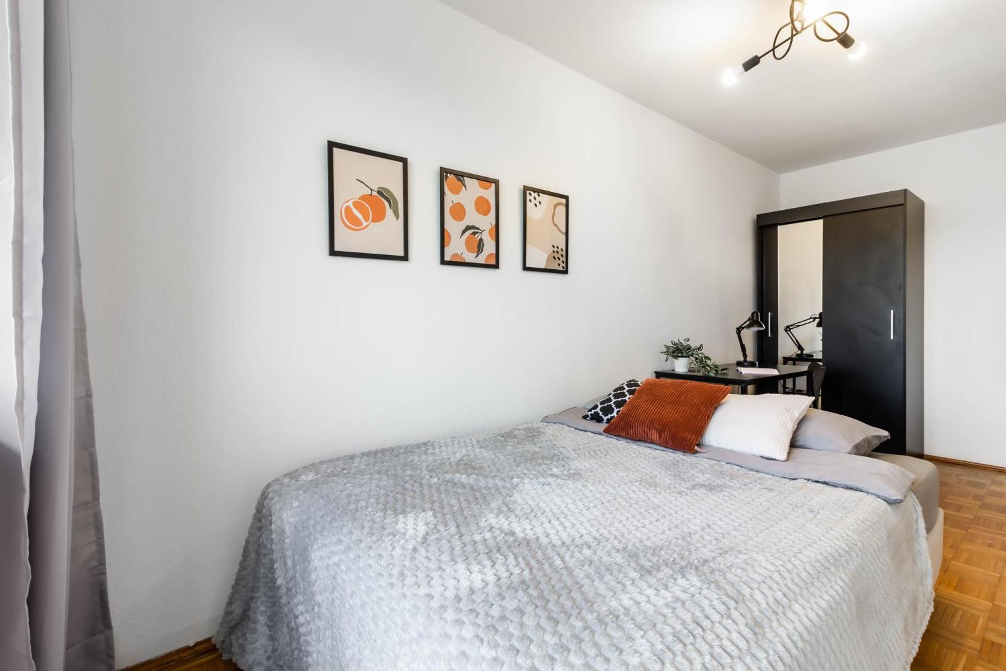 Ul Orzechowa Apartment